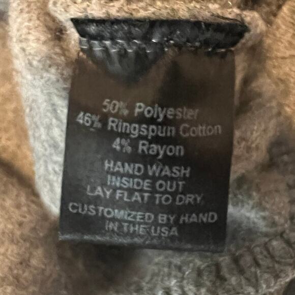 Bow & Drape Handmade You Had Me at Merlot Sequin Short Sleeve Sweatshirt Size XS - Picture 4 of 7